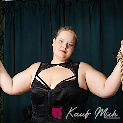 Rubenslady Aria Escort 