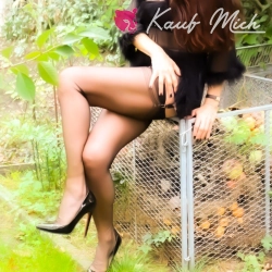 Marie de la Rose Escort