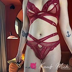 Eva Escort