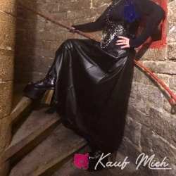 Lady Cataleya Escort