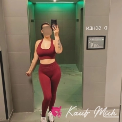 MellysSecretStore Escort