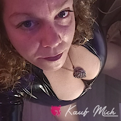 LikkyKitty Escort