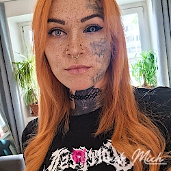 VanillaTattooGirl Escort 