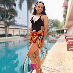 TS_Nicola Escort