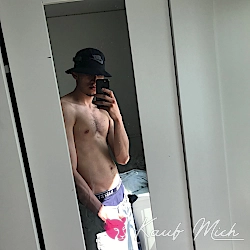 Latin-kick Escort