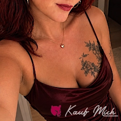 BabsiReal Escort